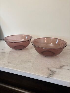 Vintage Pyrex Cranberry Glass Mixing Bowl- set of 2